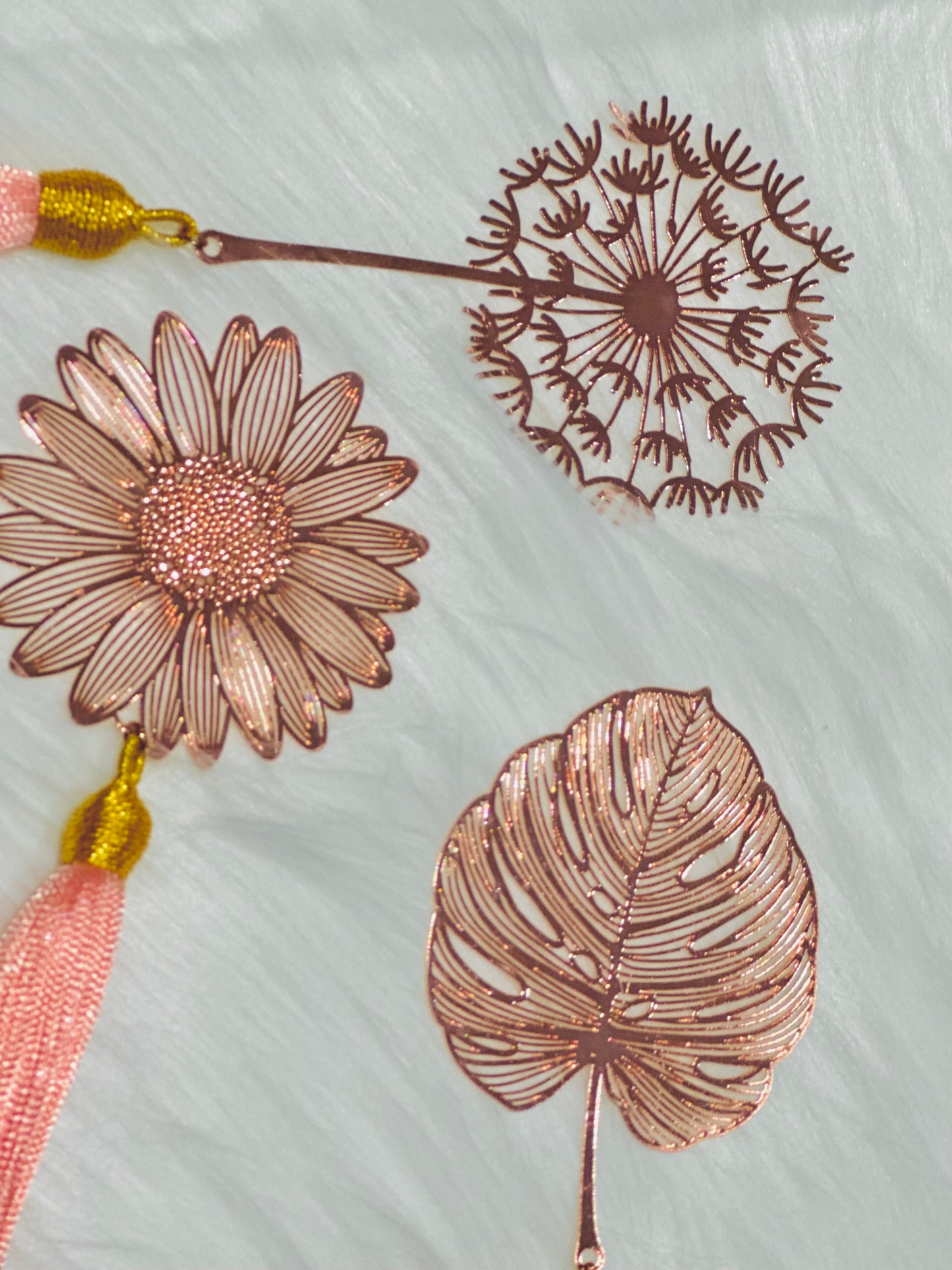 Metal Pink Floral Bookmarks